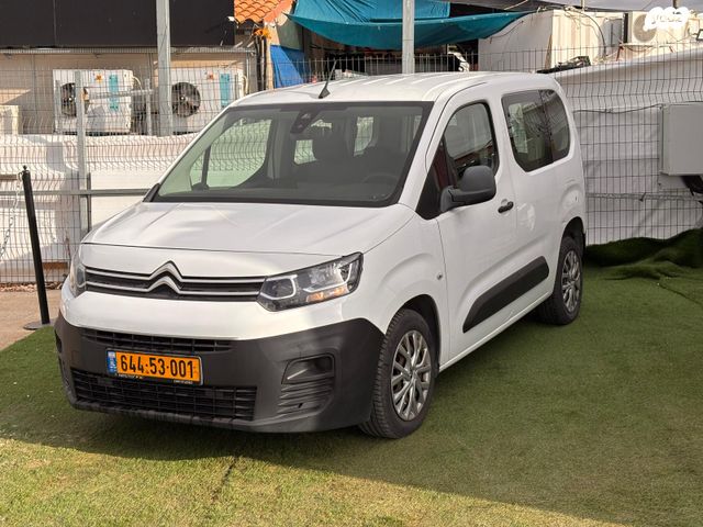 מודעת רכב סיטרואן ברלינגו 