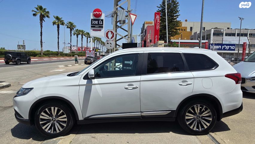 מודעת רכב מיצובישי אאוטלנדר