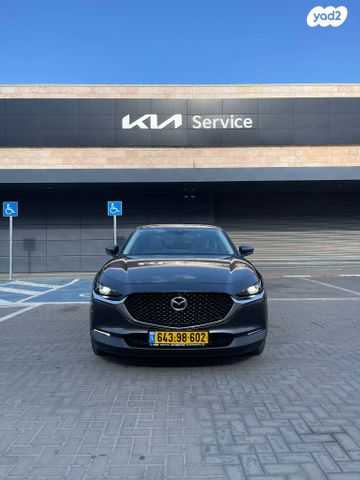 מודעת רכב מאזדה CX-30
