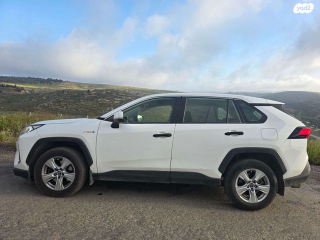 מודעת רכב טויוטה RAV4