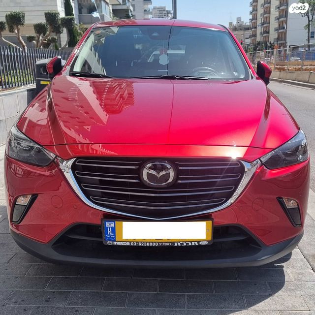 מודעת רכב מאזדה CX-3