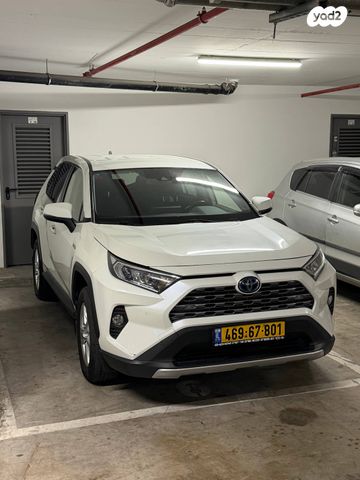 מודעת רכב טויוטה RAV4