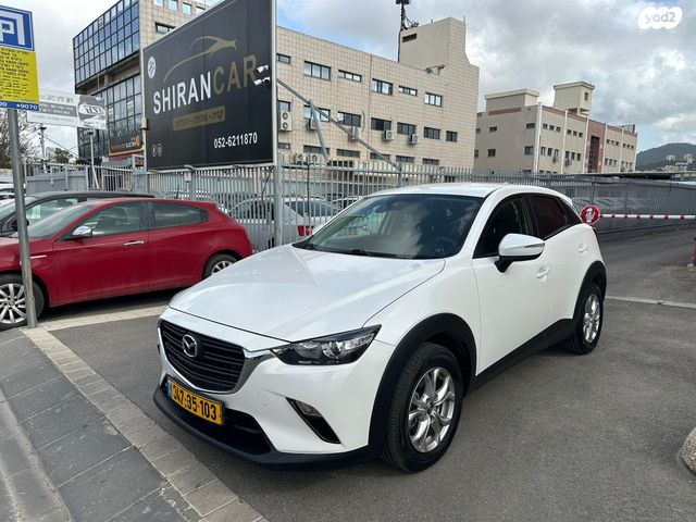 מודעת רכב מאזדה CX-3