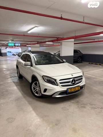 מודעת רכב מרצדס-בנץ GLA