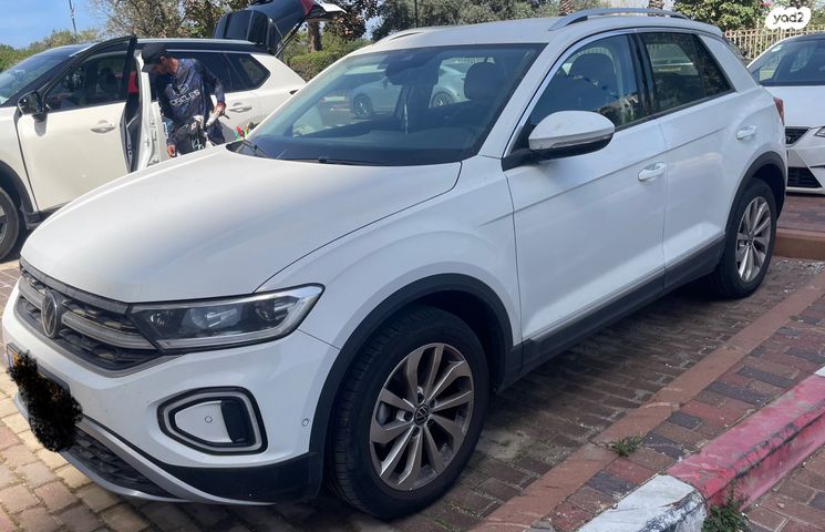 מודעת רכב פולקסווגן T-רוק