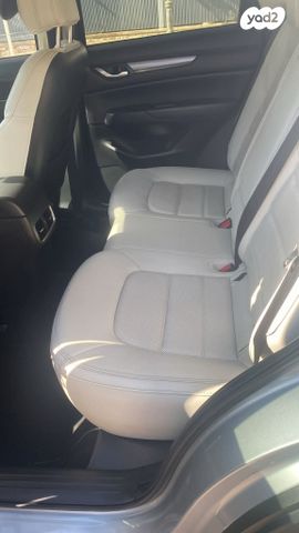 מודעת רכב מאזדה CX-5