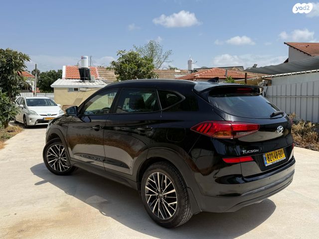 מודעת רכב יונדאי טוסון 2