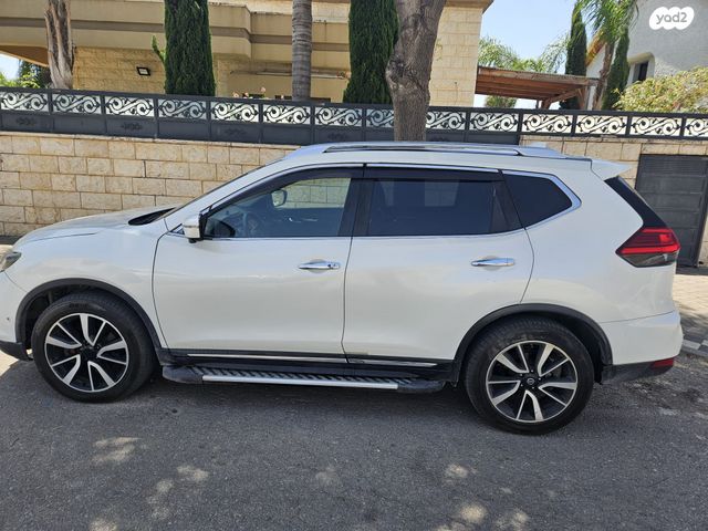 מודעת רכב ניסאן אקס טרייל 1