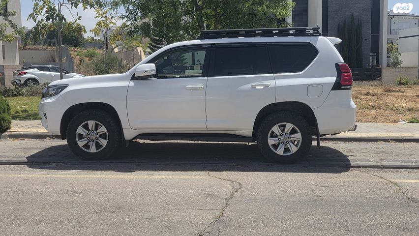 מודעת רכב טויוטה לנד קרוזר