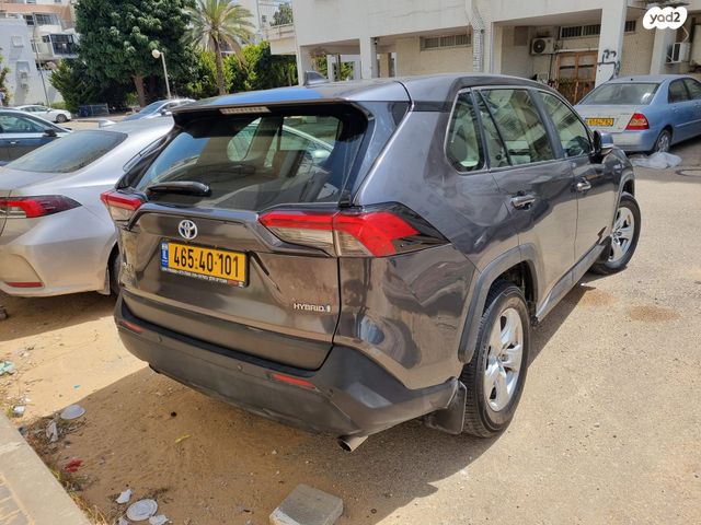 מודעת רכב טויוטה RAV4