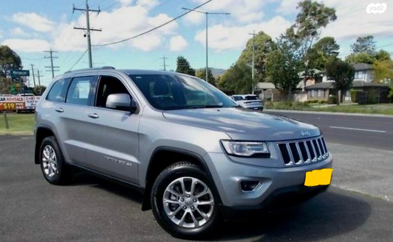 מודעת רכב ג'יפ גרנד צ'ירוקי