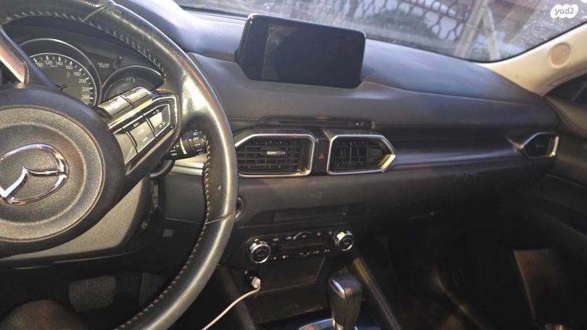 מודעת רכב מאזדה CX-5
