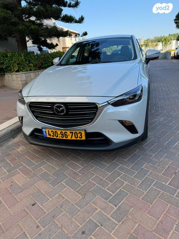 מודעת רכב מאזדה CX-3