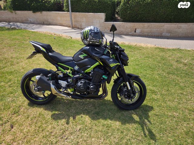 מודעת רכב קאוואסאקי Z900