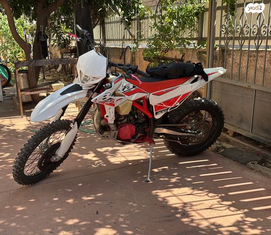 מודעת רכב בטא RR300