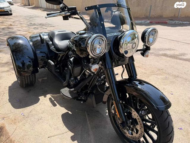 מודעת רכב הרלי דיווידסון 1YNJC
