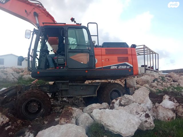 מודעת רכב מחפר