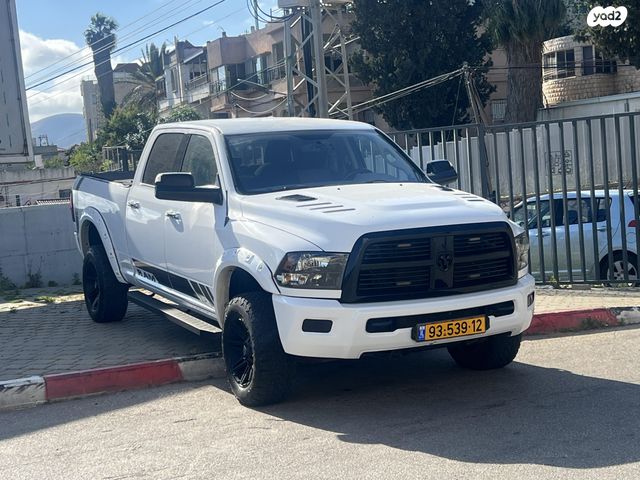 מודעת רכב דודג'