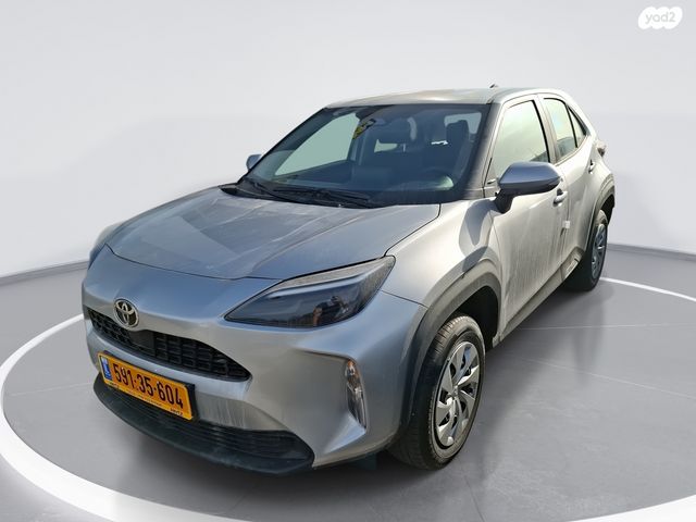 מודעת רכב טויוטה יאריס קרוס