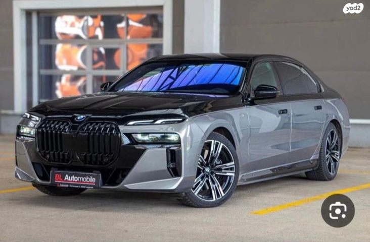 מודעת רכב ב מ וו סדרה 7