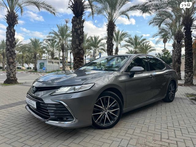 מודעת רכב טויוטה קאמרי