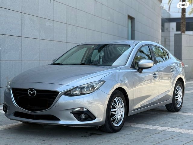 מודעת רכב מאזדה 3