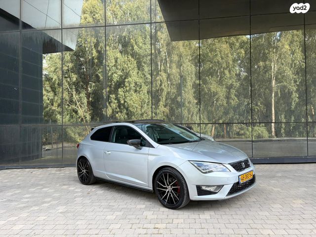 מודעת רכב סיאט לאון