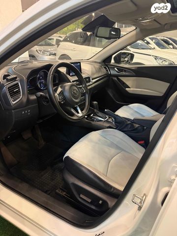 מודעת רכב מאזדה 3 2