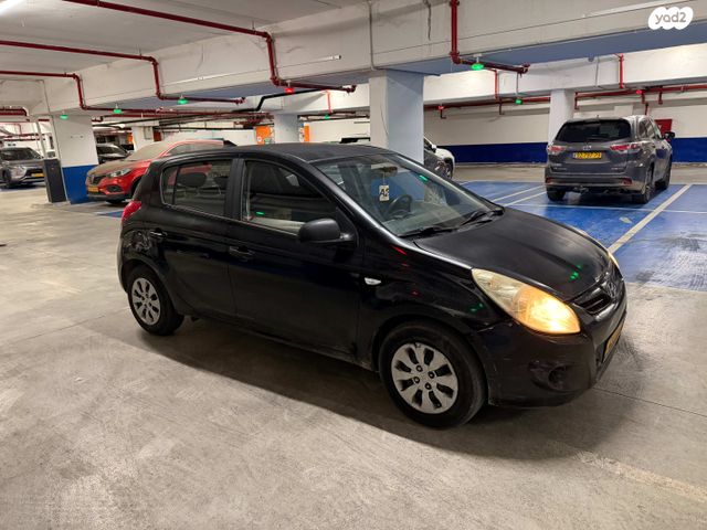 מודעת רכב יונדאי i20