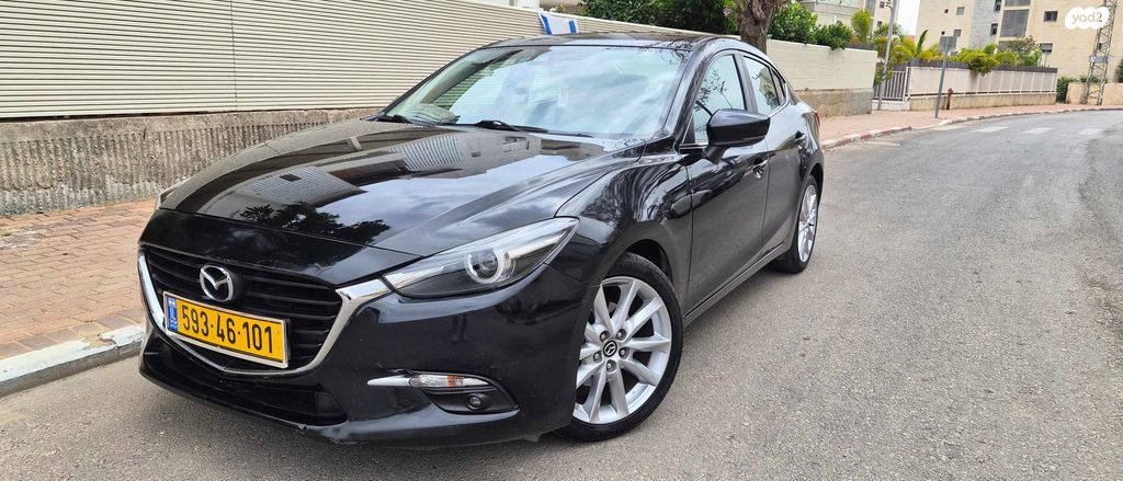 מודעת רכב מאזדה 3