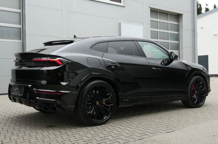 מודעת רכב למבורגיני אורוס