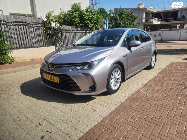מודעת רכב טויוטה קורולה