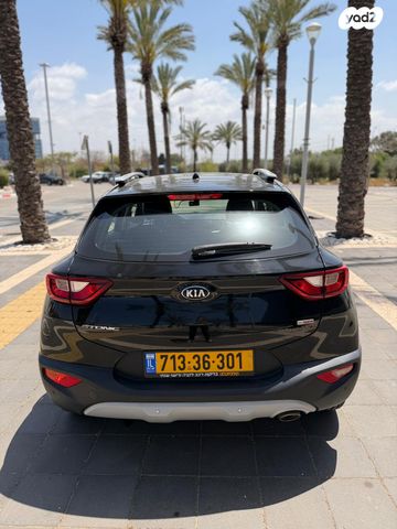 מודעת רכב קיה סטוניק 1