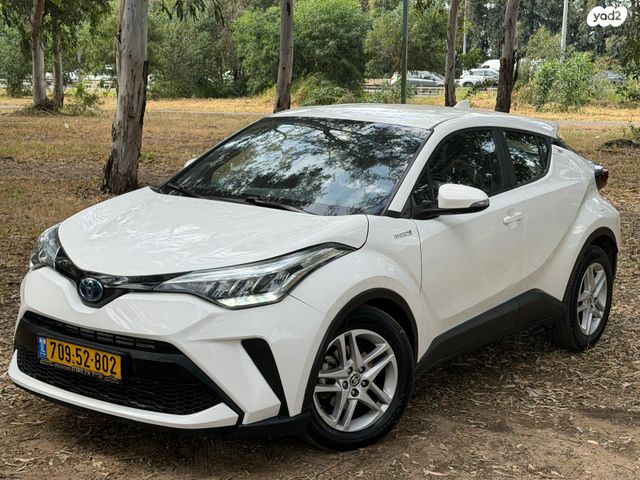 מודעת רכב טויוטה C-HR