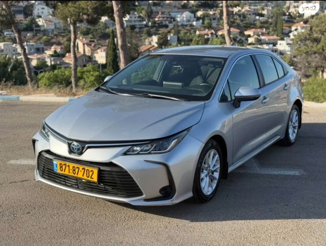 מודעת רכב טויוטה קורולה