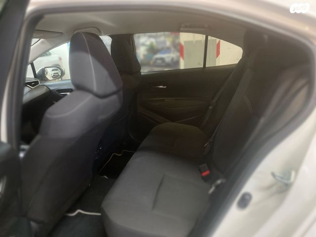 מודעת רכב טויוטה קורולה 2