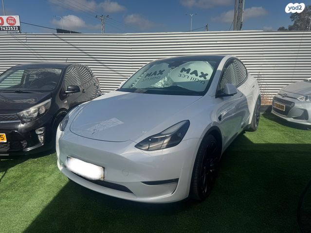 מודעת רכב טסלה מודל Y 2