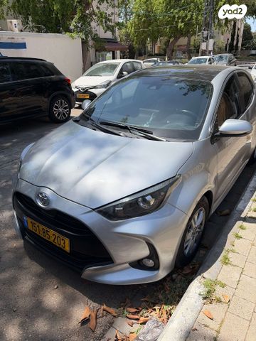 מודעת רכב טויוטה יאריס