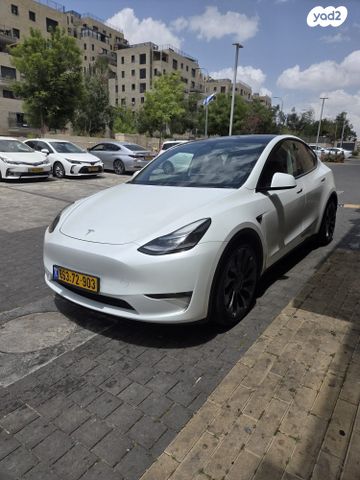 מודעת רכב טסלה מודל Y 1