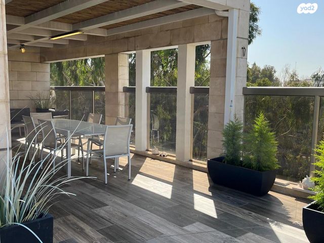 יעקב מרידור 2