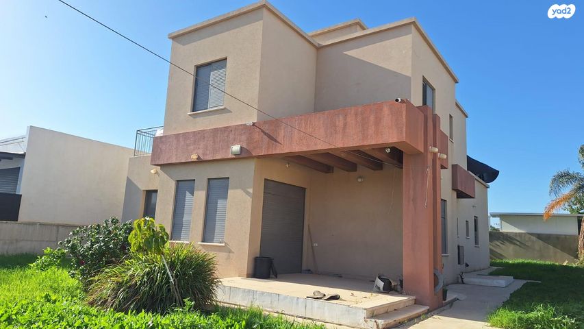 דרך הפרחים 53