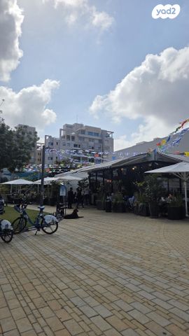 נתן אלתרמן 25