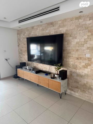 הרב יהודה חיימב 1