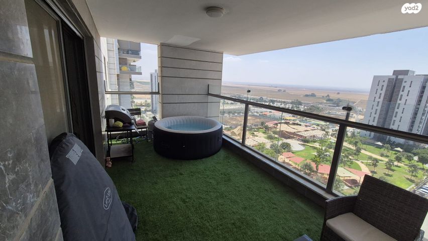 שלום דנינו 4