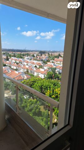 חיים ברלב 15