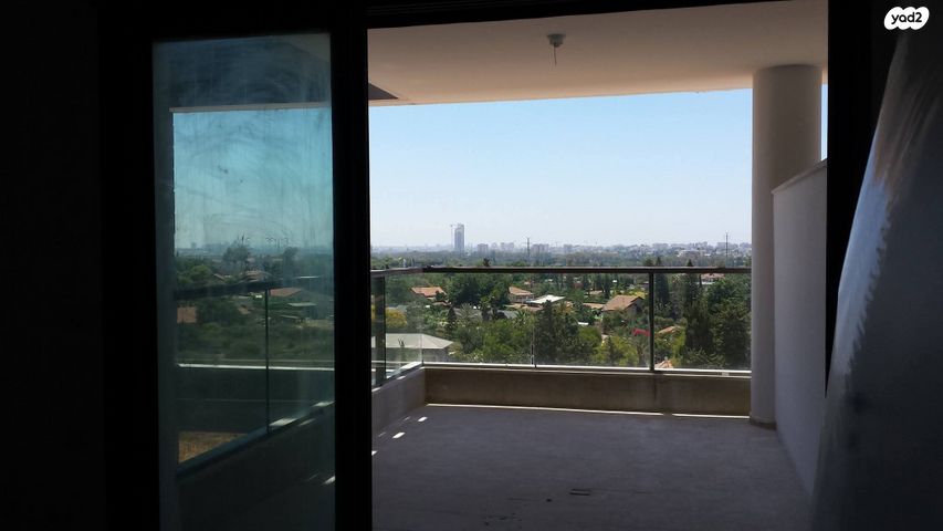 חיים בר לב 19