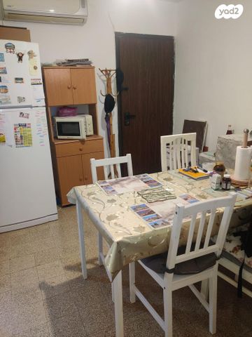 הנורית 200