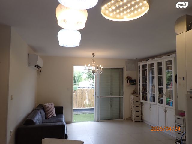 חנה רובינא 16