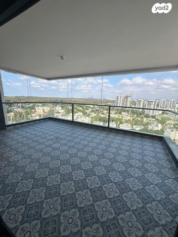 בית גוברין 15