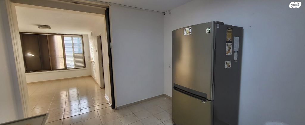 שדרות ירושלים 75